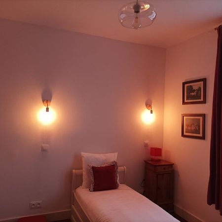 Le Relais Des Roses- Chambres D'Hotes Vatan Exterior foto