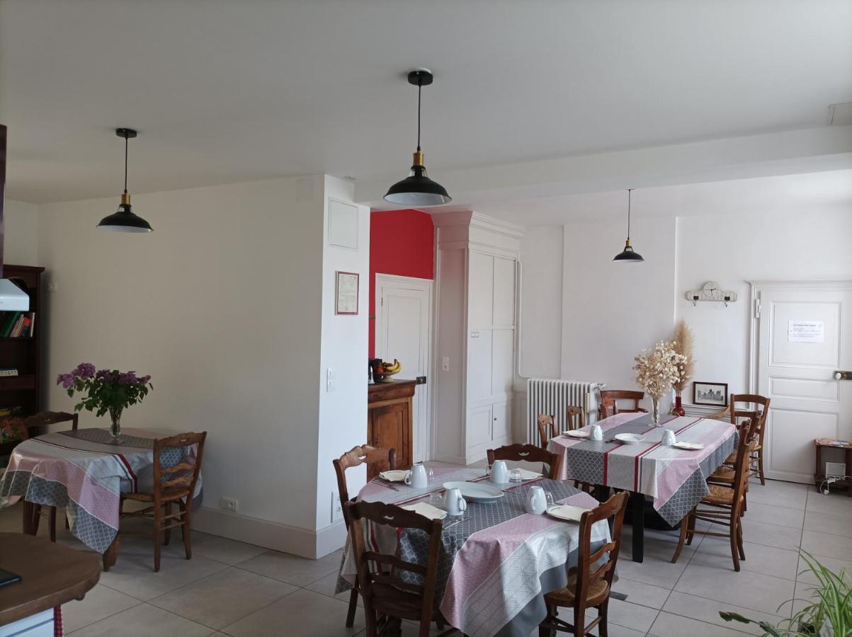 Le Relais Des Roses- Chambres D'Hotes Vatan Exterior foto