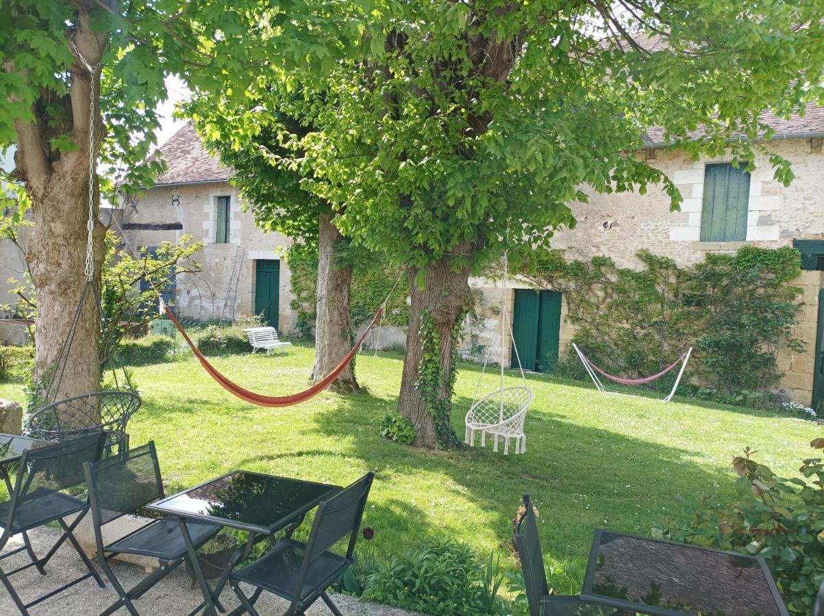 Le Relais Des Roses- Chambres D'Hotes Vatan Exterior foto