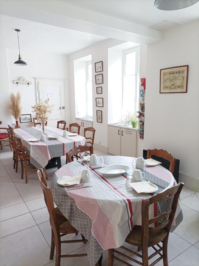 Le Relais Des Roses- Chambres D'Hotes Vatan Exterior foto